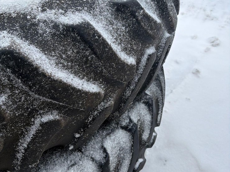 john-deere-10-image-3