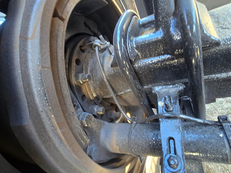 2012-freightliner-cascadia-113-image-83