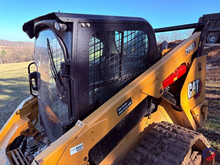 2020-caterpillar-289d3-image-11