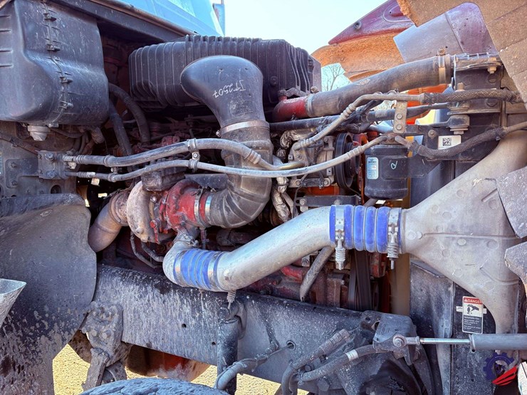 2018-freightliner-sd122-tri-axle-dump-truck-image-44