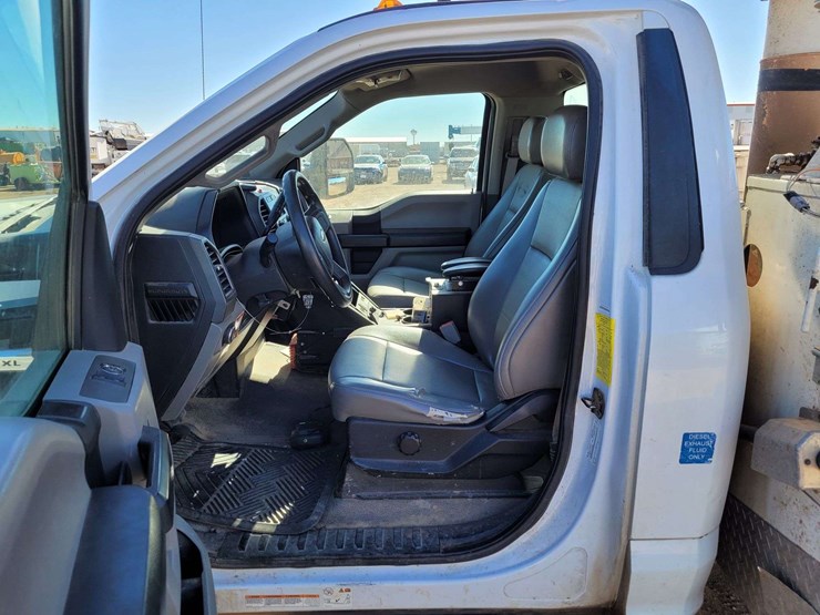 2019-ford-f550-image-20