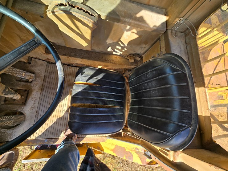 caterpillar-d25c-image-54