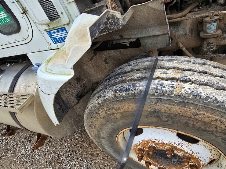 1994-mack-ch613-image-53