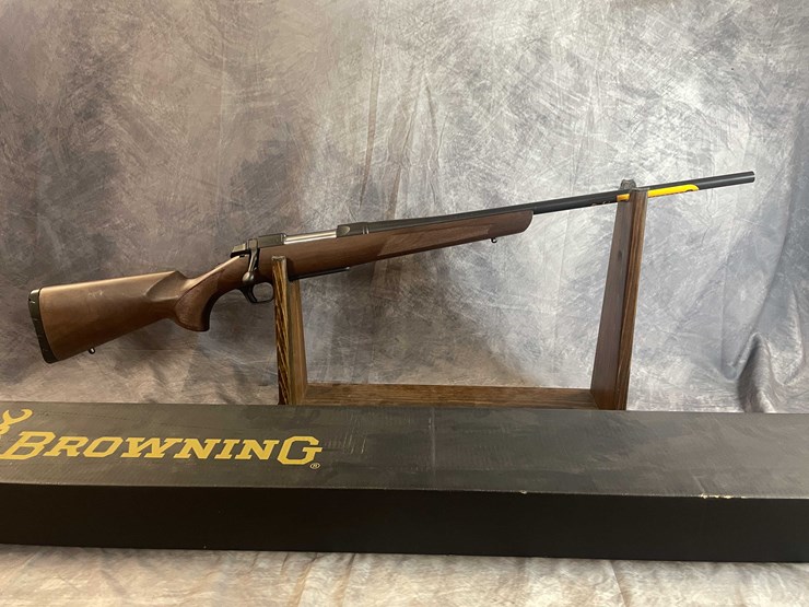 #2740-•-browning-a-bolt-iii-270-win-bolt-action-rifle,-sn:-01860zr358-image-1