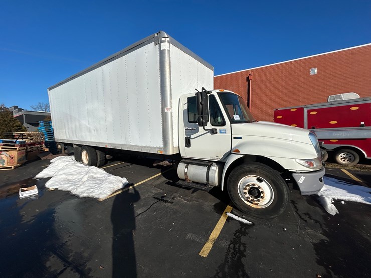 2013-international-durastar-4300-image-16