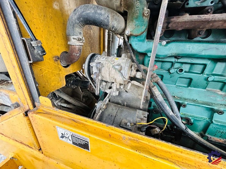 2003-volvo-g710b-image-128