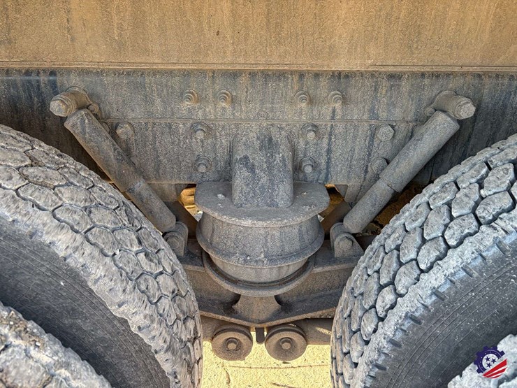 2020-kenworth-t880-image-30