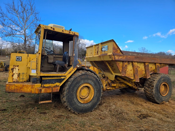 caterpillar-d25c-image-4