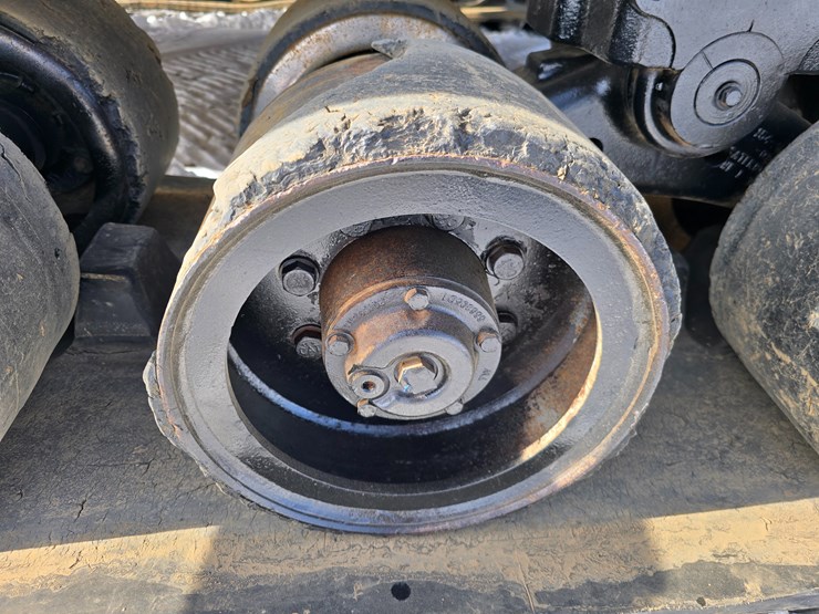 2003-challenger-mt855-image-35