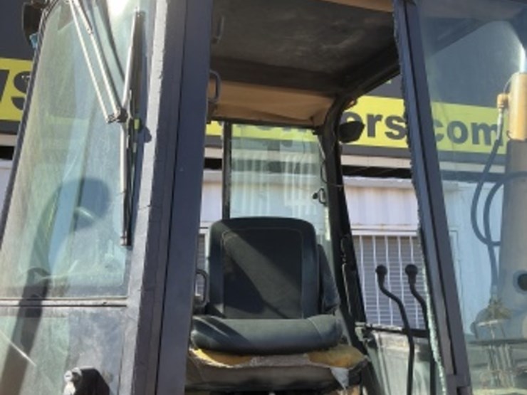 john-deere-310d-image-30