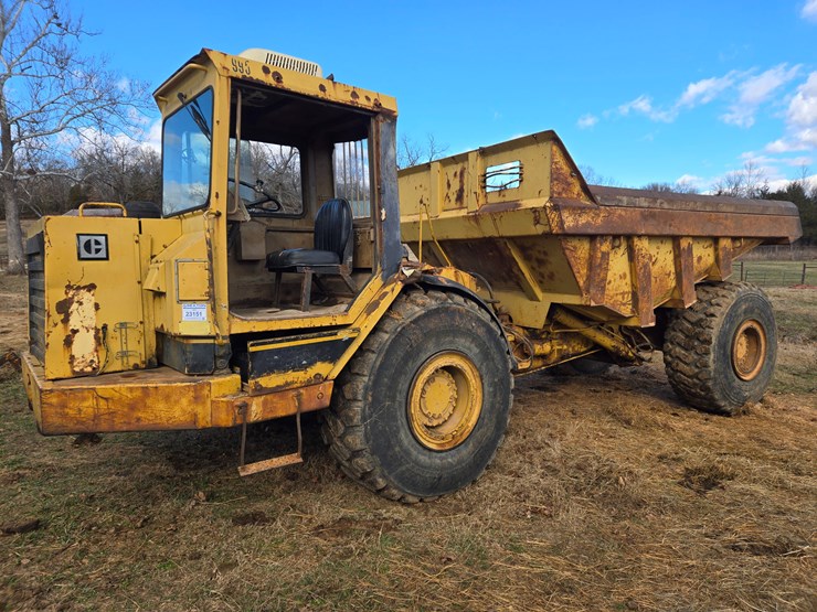 caterpillar-d25c-image-3