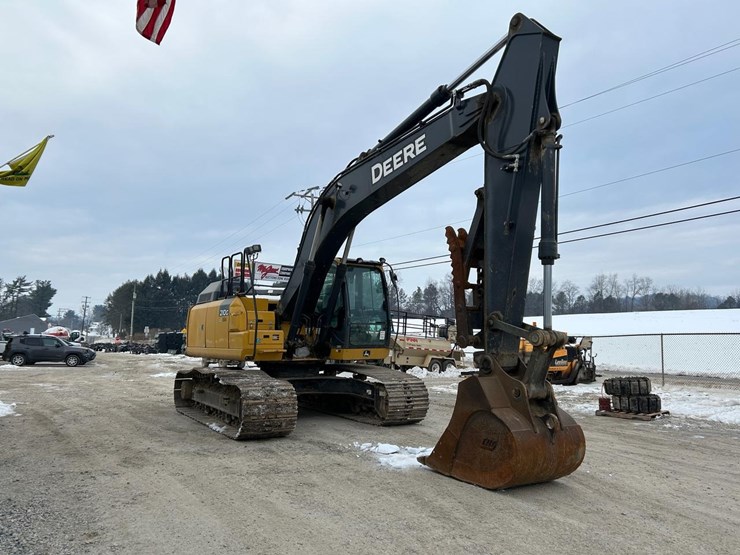 2019-deere-210g-lc-image-6
