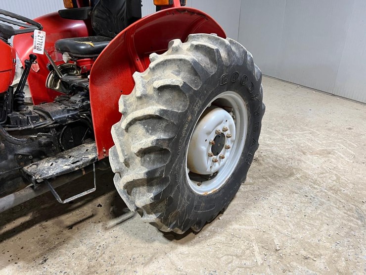 massey-ferguson-243-image-11