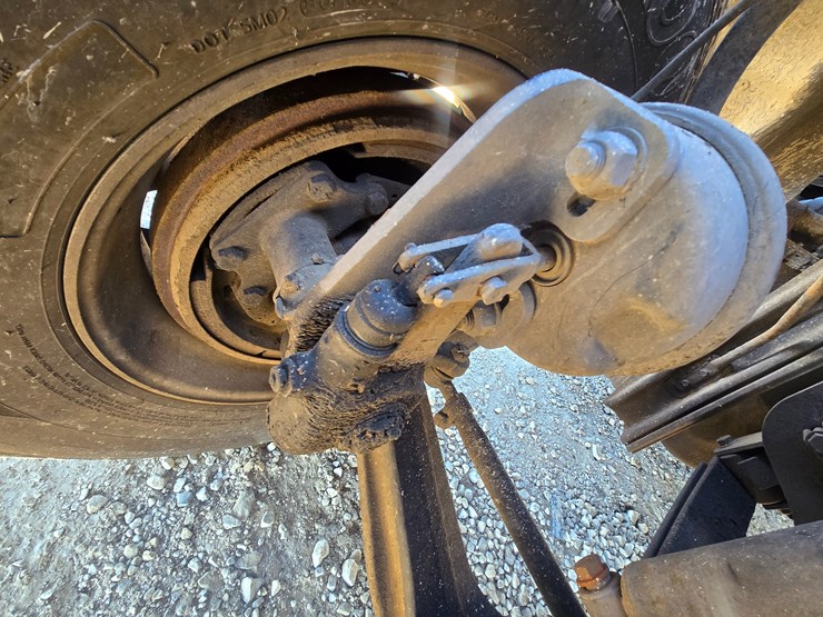 2014-freightliner-cascadia-125-image-49