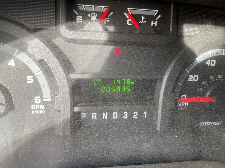 2009-ford-e350-image-13