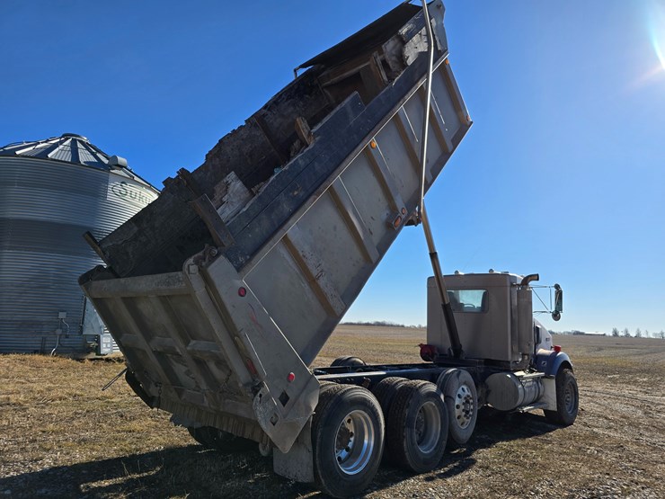 1999-kenworth-t800-image-42