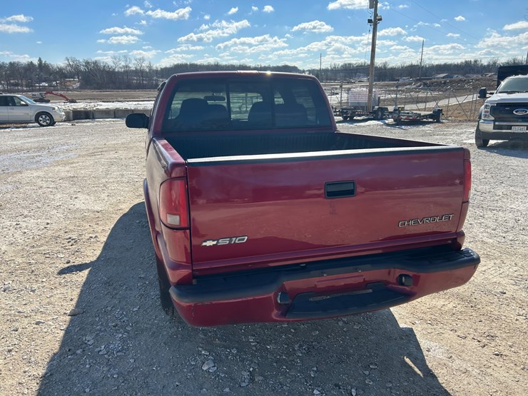 2003-chevrolet-s10-image-7