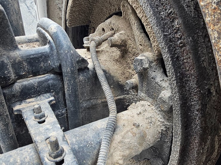 2007-freightliner-columbia-120-image-75