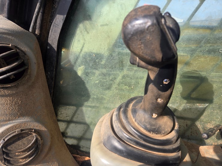 caterpillar-287c-image-39