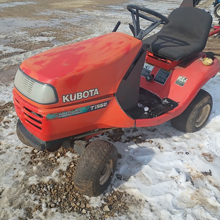 KUBOTA T1560
