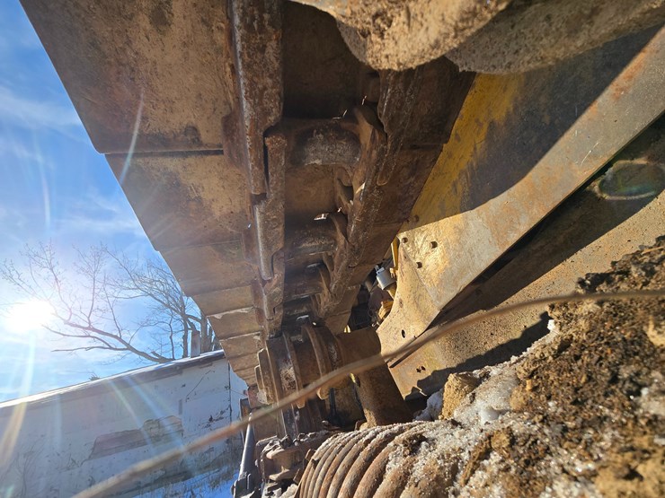 caterpillar-d6b-image-52