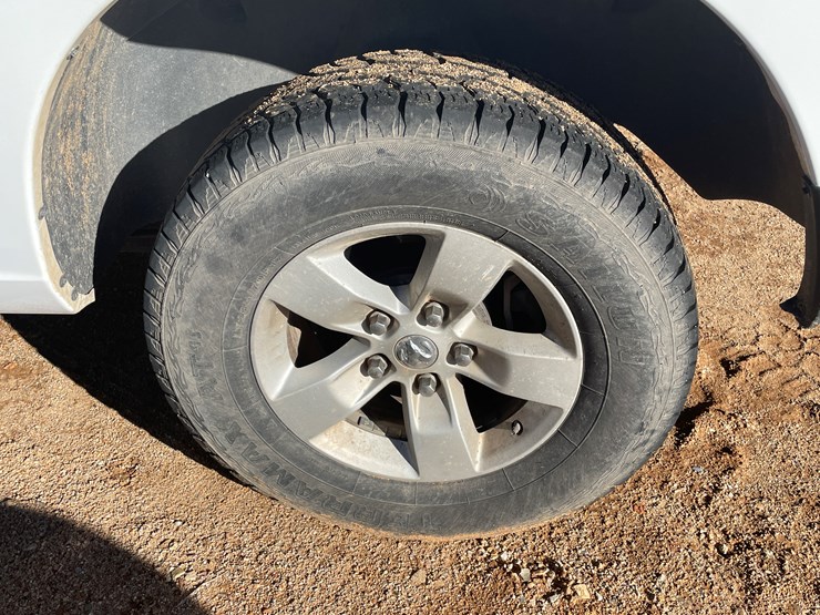 2016-dodge-1500-image-9