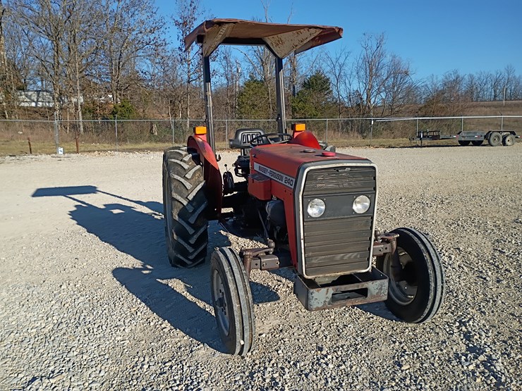 1983-massey-ferguson-240-image-14