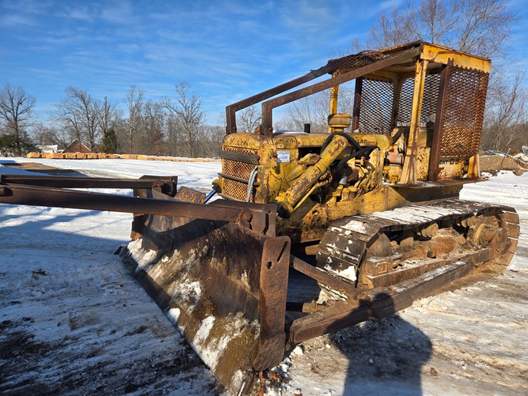 caterpillar-d6b-image-2