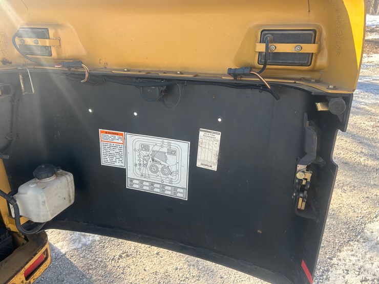 2003-caterpillar-236-image-21