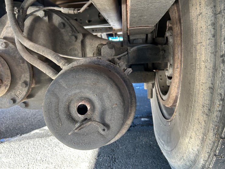 2013-international-durastar-4300-image-40