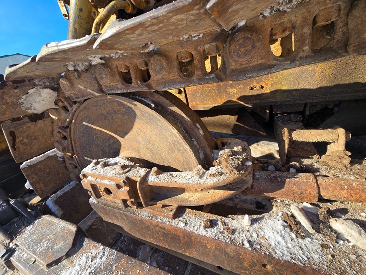 caterpillar-d6b-image-57