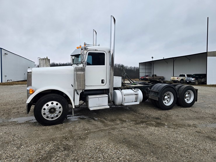 2007-peterbilt-379-image-6