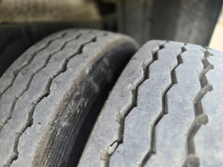 2008-mack-leu613-image-101