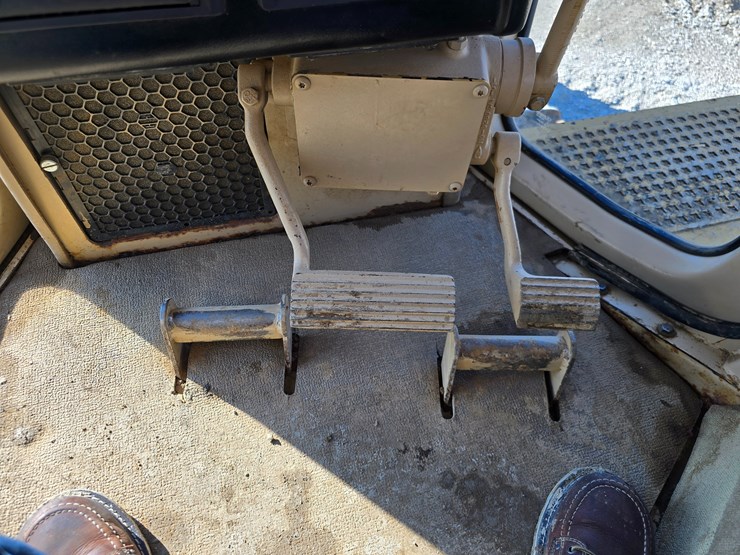 1999-caterpillar-d6r-xl-image-106