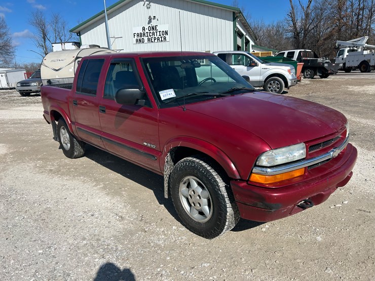 2003-chevrolet-s10-image-17