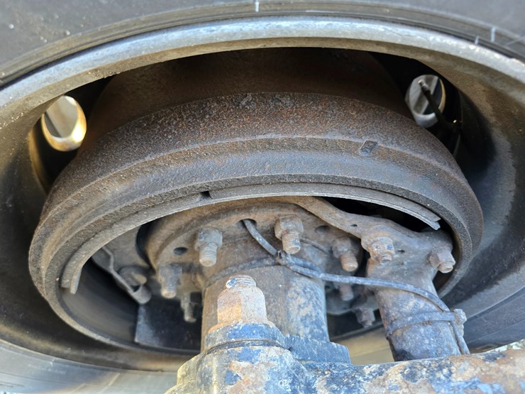 2008-peterbilt-388-image-65