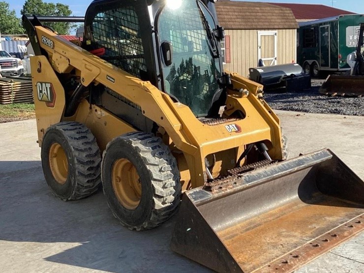 2022-caterpillar-262d3-image-2