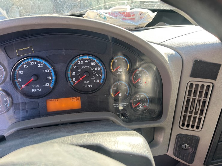 2013-international-durastar-4300-image-66