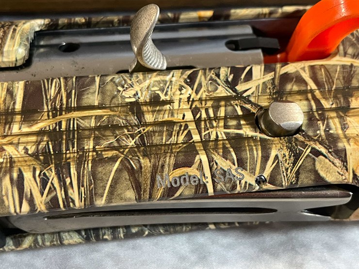 #2327-•-hatfield-gun-co.-12-ga.-semi-auto-shotgun,-sn:-12a23-001696-image-16