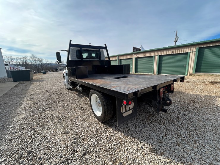 2007-international-durastar-4300-image-13