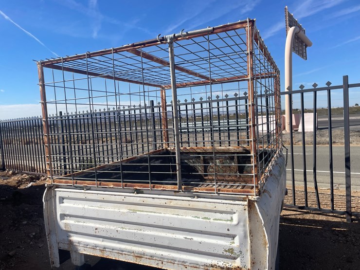 #3299-•-lot-3299-image-19