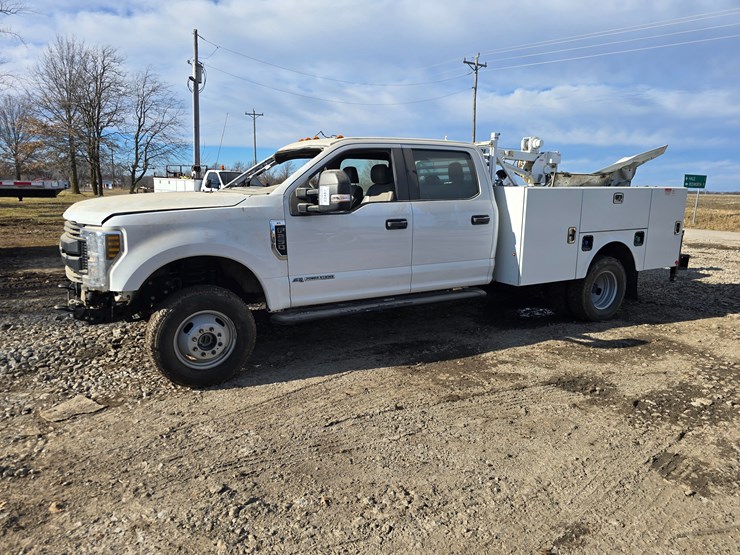 2019-ford-f350-image-3