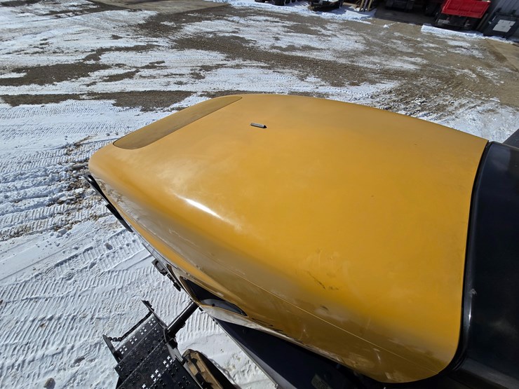 2003-challenger-mt855-image-93