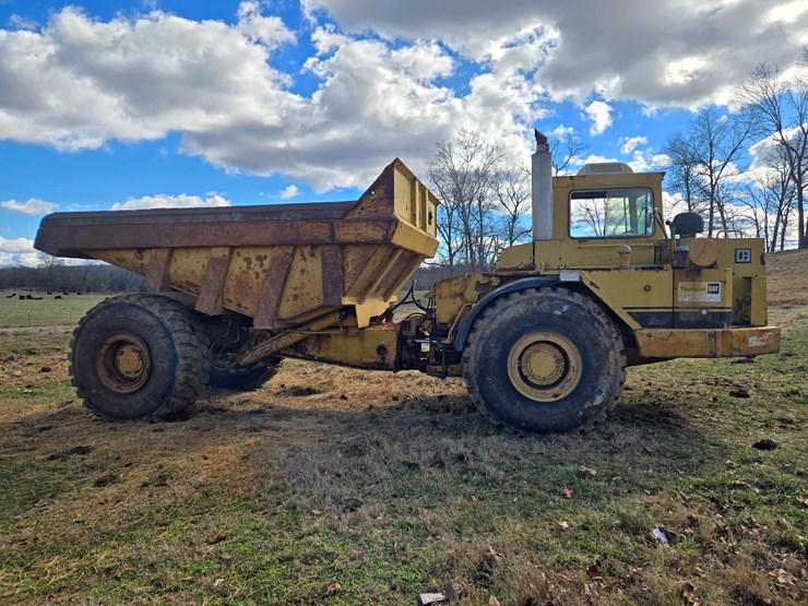 caterpillar-d25c-image-27