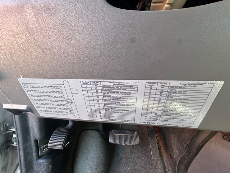 2006-ford-e450-image-66