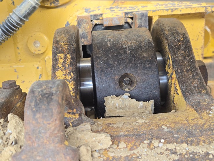 2002-caterpillar-963c-image-137