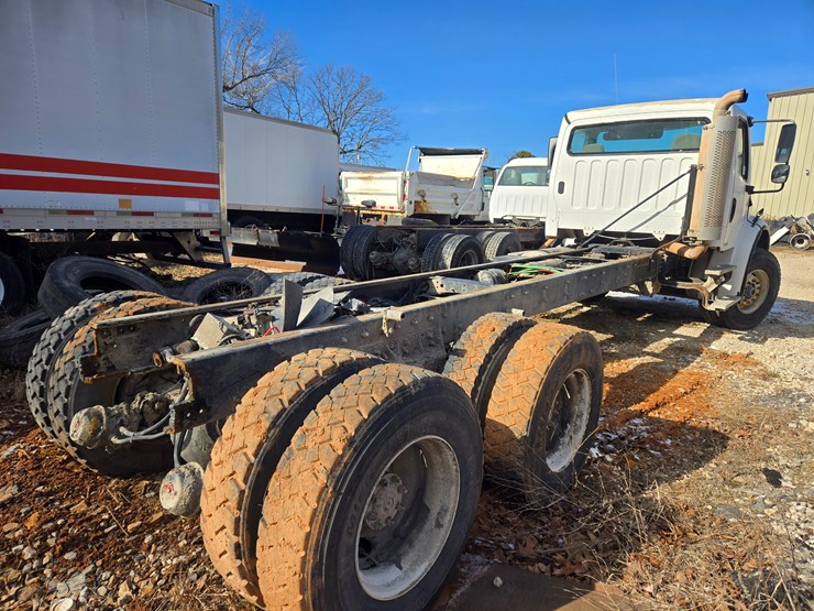 2005-caterpillar-c9-image-12