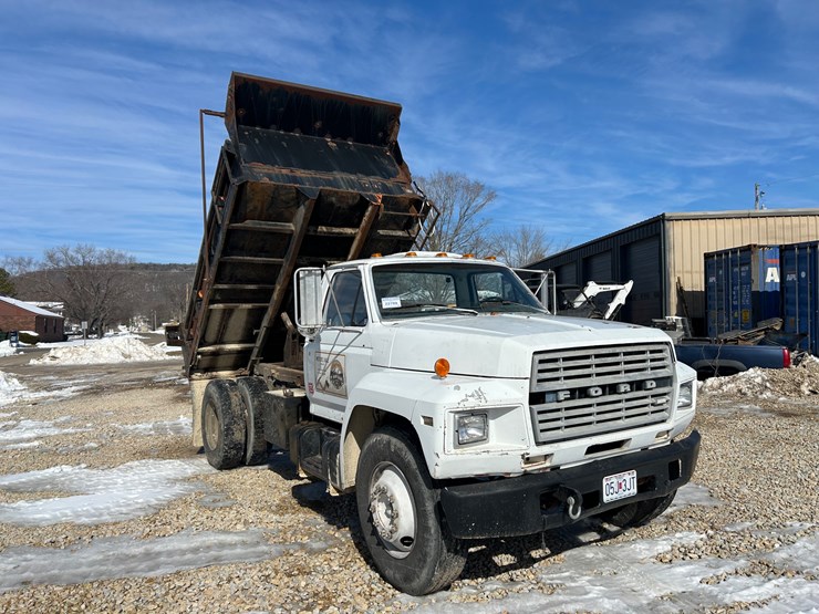 1984-ford-f700-image-41