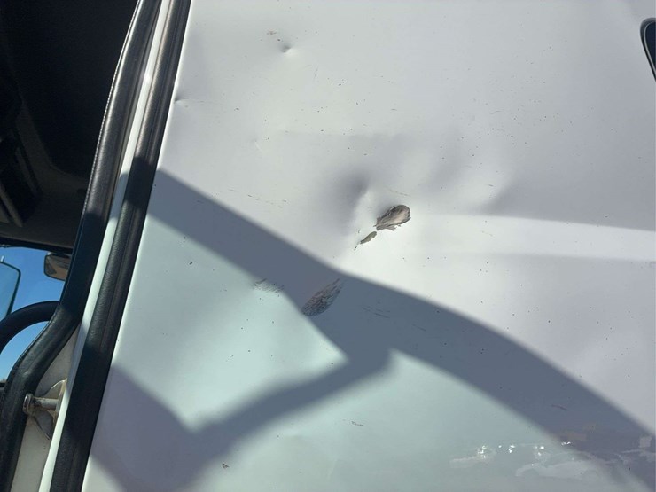 2019-volvo-volvo-vnl-tandem-axle-dual-conventional-new-generation-tractor-truck-image-21