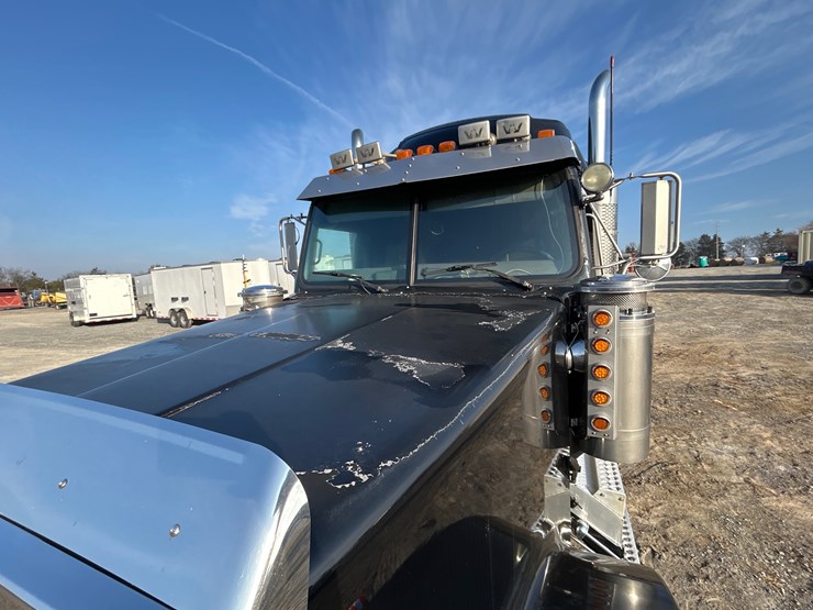 2005-western-star-4900-image-9